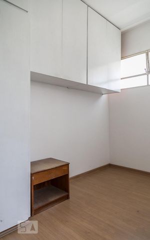 Apartamento à venda com 80m², 2 quartos e 1 vaga Apartamento à venda com 80m², 2 quartos e 1 vagaQuarto de serviço