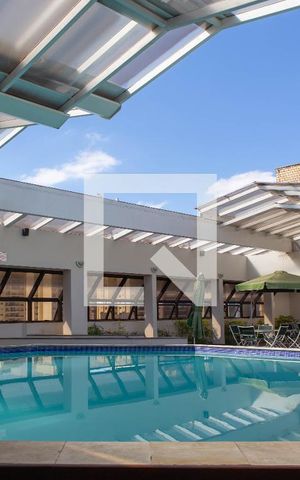 Studio à venda com 25m², 1 quarto e 1 vaga Studio à venda com 25m², 1 quarto e 1 vagaÁrea comum - Piscina