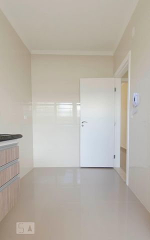 Apartamento para alugar com 60m², 2 quartos e sem vagaCozinha