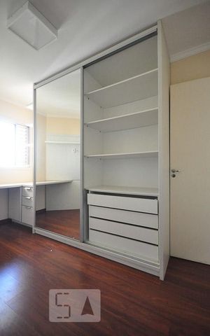 Apartamento à venda com 200m², 3 quartos e 2 vagasarmário do quarto 1