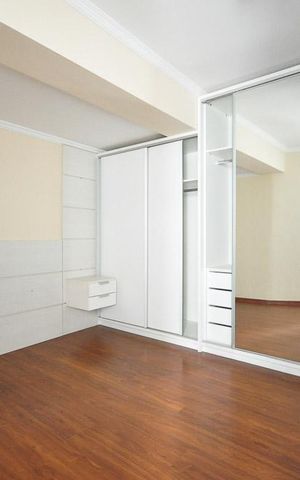 Apartamento à venda com 200m², 3 quartos e 2 vagassuíte