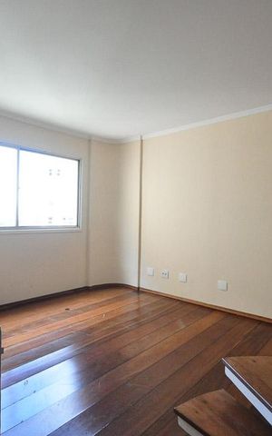 Apartamento à venda com 200m², 3 quartos e 2 vagassala