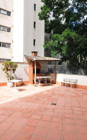Apartamento à venda com 200m², 3 quartos e 2 vagaschurrasqueira