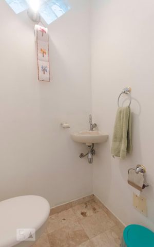 Apartamento à venda com 72m², 2 quartos e 1 vagaLavabo