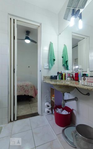 Apartamento à venda com 72m², 2 quartos e 1 vagaBanheiro Quarto 1 e 2