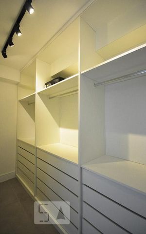 Apartamento para alugar com 60m², 1 quarto e 1 vagacloset