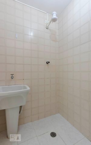 Apartamento para alugar com 30m², 1 quarto e sem vagaBanheiro / lavanderia