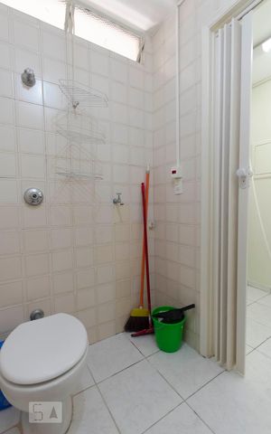 Apartamento para alugar com 30m², 1 quarto e sem vagaBanheiro / lavanderia