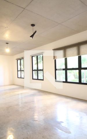 Studio para alugar com 70m², 1 quarto e 1 vagaSala/ Quarto