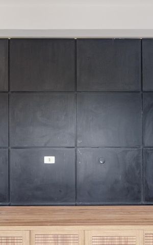 Apartamento à venda com 81m², 1 quarto e 1 vaga Apartamento à venda com 81m², 1 quarto e 1 vagaSala