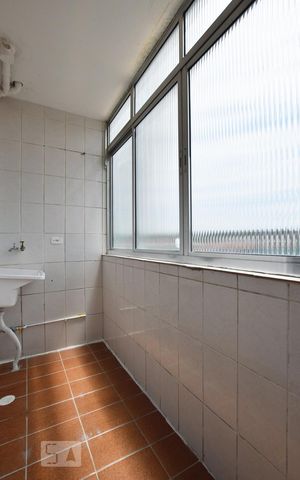Apartamento para alugar com 67m², 2 quartos e 1 vaga Apartamento para alugar com 67m², 2 quartos e 1 vagaLavanderia