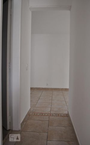 Apartamento para alugar com 75m², 3 quartos e 1 vagaCorredor