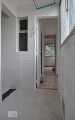 Apartamento para alugar com 75m², 3 quartos e 1 vagaÁrea de serviço