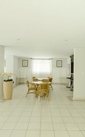 Apartamento à venda com 86m², 3 quartos e 2 vagas Apartamento à venda com 86m², 3 quartos e 2 vagasSalão de festas