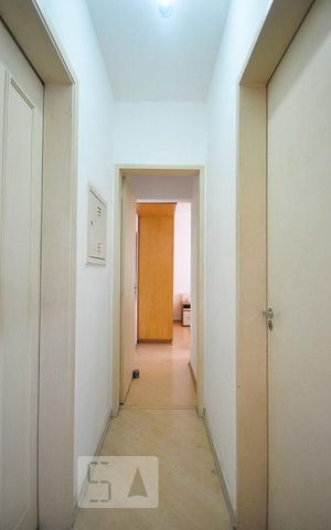 Apartamento à venda com 60m², 2 quartos e 1 vagacorredor