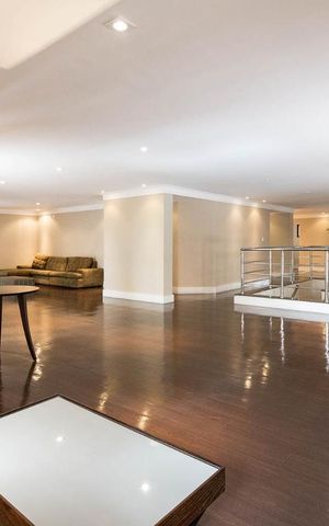 Apartamento à venda com 135m², 2 quartos e 2 vagas Apartamento à venda com 135m², 2 quartos e 2 vagasSalão de festas