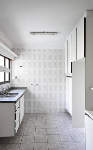 Apartamento para alugar com 135m², 4 quartos e 4 vagascozinha