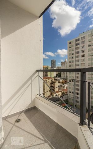 Apartamento para alugar com 36m², 1 quarto e 1 vaga Apartamento para alugar com 36m², 1 quarto e 1 vagaVaranda
