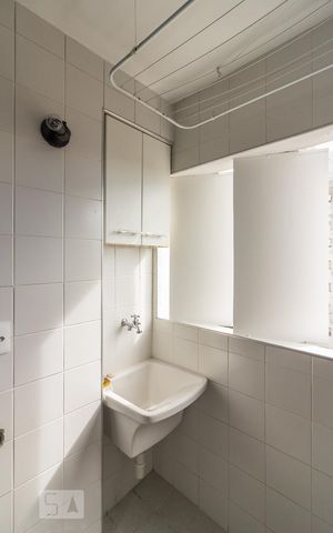Apartamento para alugar com 36m², 1 quarto e 1 vaga Apartamento para alugar com 36m², 1 quarto e 1 vagaÁrea de serviçø