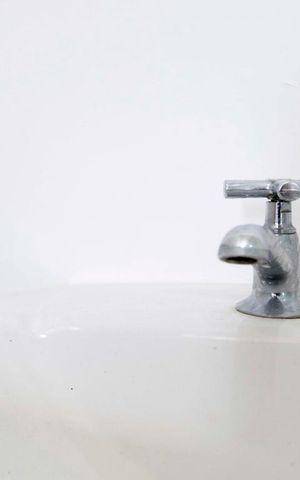 Apartamento à venda com 64m², 3 quartos e 1 vagaBanheiro social (Torneira)