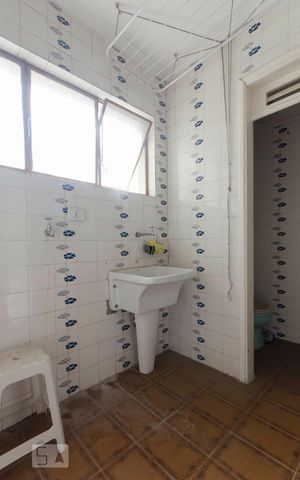 Apartamento à venda com 72m², 2 quartos e sem vagaLavanderia
