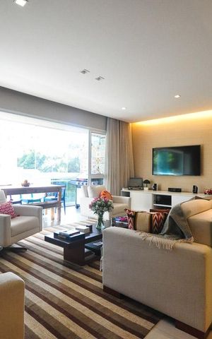 Apartamento para alugar com 135m², 3 quartos e 2 vagassala