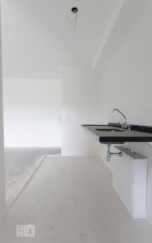 Apartamento à venda com 80m², 2 quartos e 1 vagaCozinha