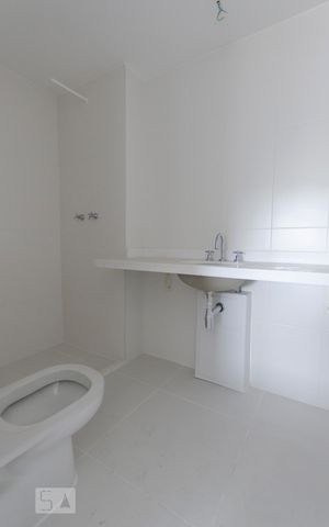 Apartamento à venda com 80m², 2 quartos e 1 vagaBanheiro Suíte