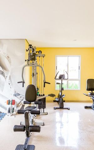 Apartamento à venda com 76m², 2 quartos e 1 vaga Apartamento à venda com 76m², 2 quartos e 1 vagaAcademia