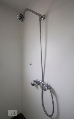 Apartamento para alugar com 168m², 3 quartos e 2 vagas Apartamento para alugar com 168m², 3 quartos e 2 vagasChuveiro