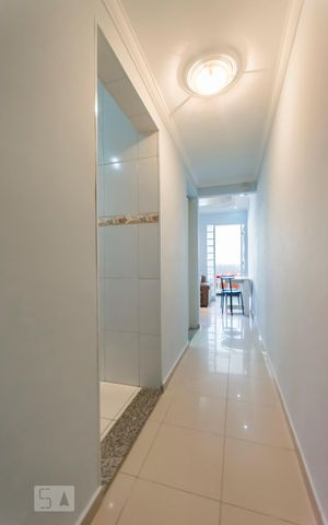 Apartamento para alugar com 40m², 1 quarto e sem vaga Apartamento para alugar com 40m², 1 quarto e sem vagaEntrada social