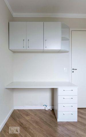 Apartamento à venda com 75m², 3 quartos e 2 vagasQuarto 1 (Armários)