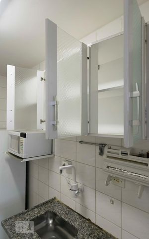 Apartamento à venda com 74m², 3 quartos e 2 vagasCozinha (Armários)