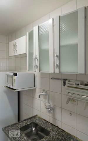 Apartamento à venda com 74m², 3 quartos e 2 vagasCozinha (Armários)