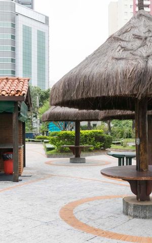 Apartamento à venda com 74m², 3 quartos e 2 vagasÁrea comum - Churrasqueira