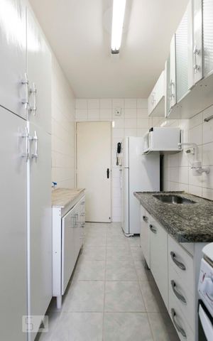 Apartamento à venda com 74m², 3 quartos e 2 vagasCozinha