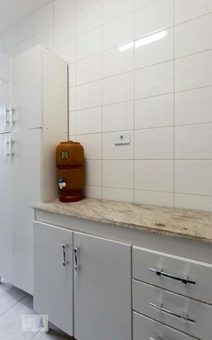 Apartamento à venda com 74m², 3 quartos e 2 vagasCozinha (Armários)