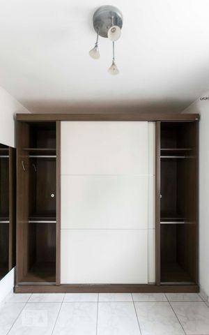 Apartamento à venda com 74m², 3 quartos e 2 vagasQuarto 3 - Suíte (Armários)