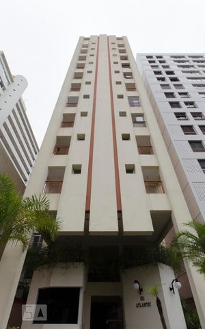 Apartamento à venda com 44m², 1 quarto e 1 vagaFachada