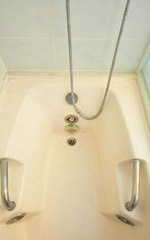 Apartamento à venda com 144m², 3 quartos e 3 vagasdetalhe do banheiro suíte 2