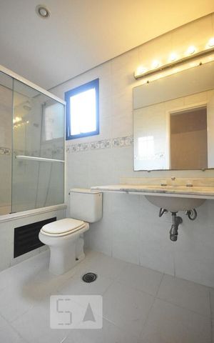 Apartamento à venda com 144m², 3 quartos e 3 vagasbanheiro suíte 2