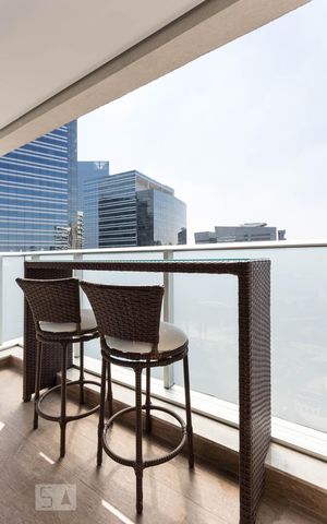 Studio à venda com 33m², 1 quarto e 1 vaga Studio à venda com 33m², 1 quarto e 1 vagaVaranda
