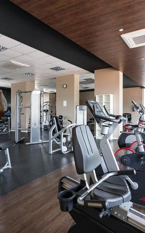Studio à venda com 33m², 1 quarto e 1 vaga Studio à venda com 33m², 1 quarto e 1 vagaAcademia