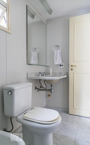 Apartamento à venda com 98m², 3 quartos e 2 vagas Apartamento à venda com 98m², 3 quartos e 2 vagasBanheiro do Quarto 3 (suite)