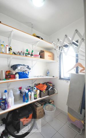Apartamento para alugar com 180m², 3 quartos e 4 vagasquarto de serviço