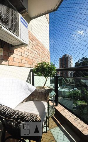 Apartamento para alugar com 180m², 3 quartos e 4 vagasvaranda da suíte 2