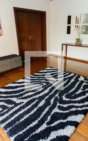 Apartamento à venda com 175m², 3 quartos e 4 vagas Apartamento à venda com 175m², 3 quartos e 4 vagasHall de entrada