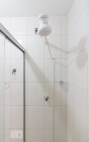 Studio para alugar com 34m², 1 quarto e sem vaga Studio para alugar com 34m², 1 quarto e sem vagaBanheiro