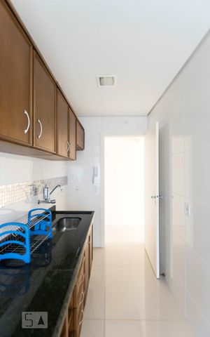 Apartamento à venda com 55m², 2 quartos e 2 vagasCozinha