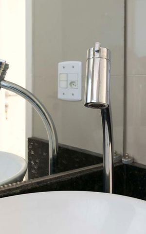 Apartamento à venda com 55m², 2 quartos e 2 vagasBanheiro social (Torneira)
